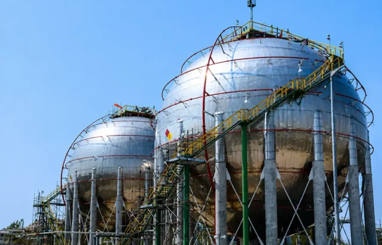 Tankstorage-fire-protected-water-spraynozzle